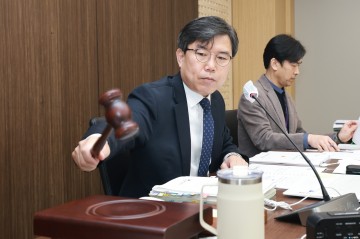 충북도의회 정책복지위, 지방채 발행 신중 검토 주문