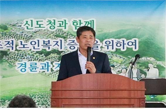 이철우 예천군의회의장, 예천노인대학 특강