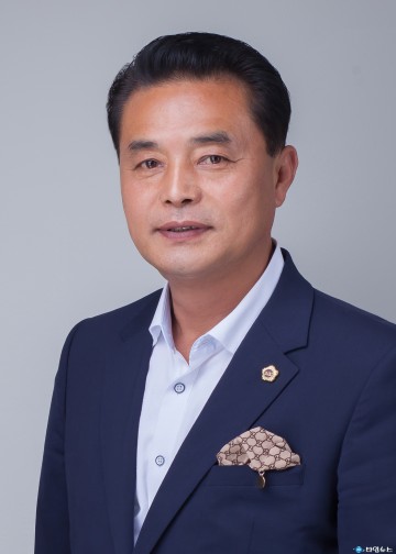 박지헌 도의원, “지방의회법 제정으로 지방자치 위상 강화해야”