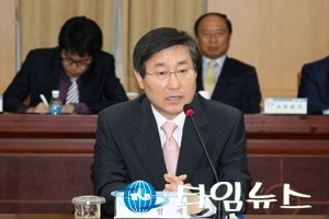 박범계 의원, “전경련, 어버이연합 지원하고 경제민주화 포기 얻어”
