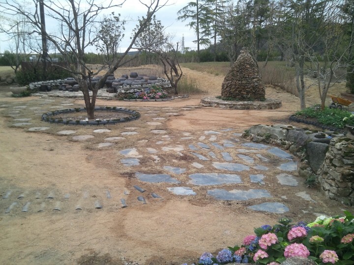 순천만정원에 매화향기 가득한 장독대 정원 들여놨어요~