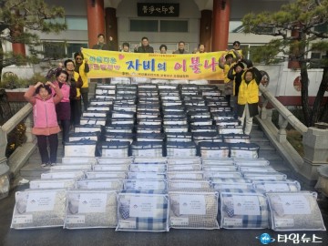 진각복지재단 포항지부, 홀몸어르신 100가구에 ‘온기 나눔’ 이불 전달