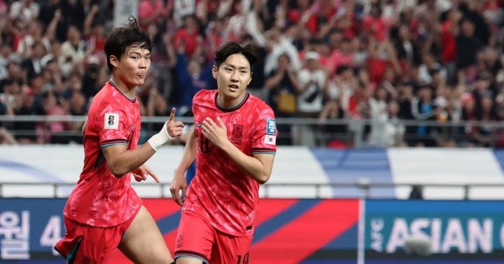 홍명보호, 쿠웨이트 4-0 완파…이강인·오현규 북중미행 자축포