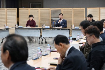 대전효문화뿌리축제 23만 명 온 힘…김제선 중구청장 “정체성 살린 완성형 축제로 키운다”