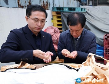 공공비축미곡 매입현장 둘러보는 박희조 동구청장