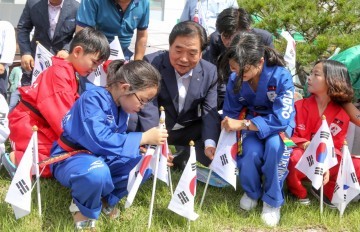 대전 대덕구 석봉동, 나라사랑 태극기 캠페인 개최