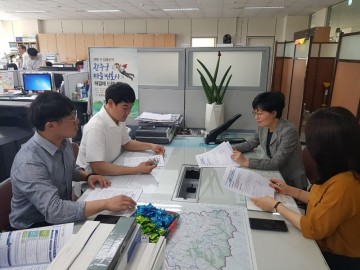 군산시 규제개혁담당 직원, 완주군 방문 벤치마킹 