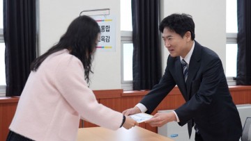 김대중 전남교육감, 예비후보 등록…선거운동 돌입 