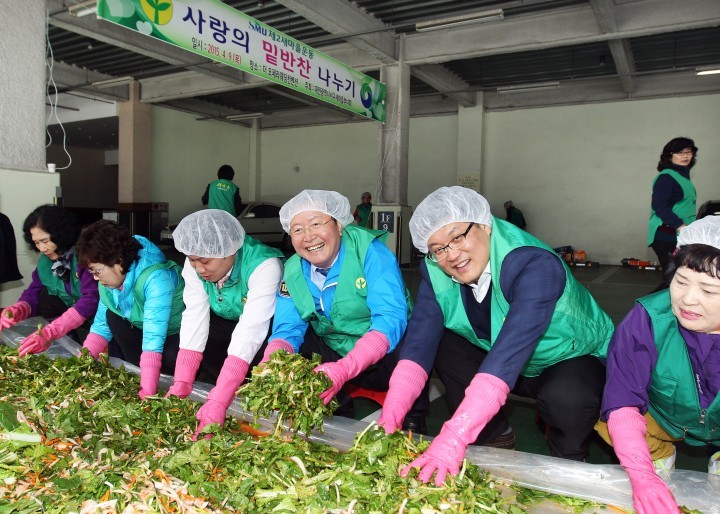 장종태 서구청장, 새마을부녀회와 ‘사랑의 밑반찬 만들기’ 행사