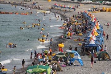 경주 바다, 여름을 맞는다”… 오는 11일 해수욕장 일제 개장