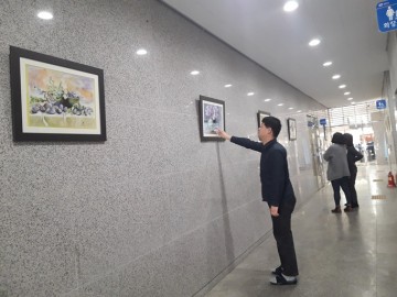 성환읍 행정복지센터 주민자치 수강생 작품 전시