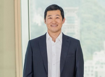 쿠팡 주가 급락…책임회피 김범석 의장, 이미 5천억원 현금화