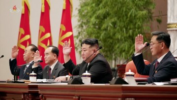 외신, 통일불가·핵 강조하는 김정은…"트럼프 당선 염두 둔듯"