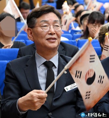 홍범도 장군 귀환 3주년 기념식에 참석한 김제선 중구청장