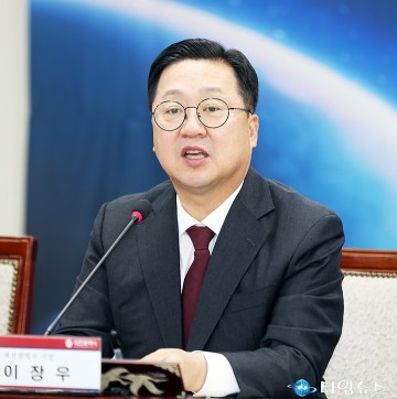 이장우 대전시장, 우주산업클러스터 조성 박차