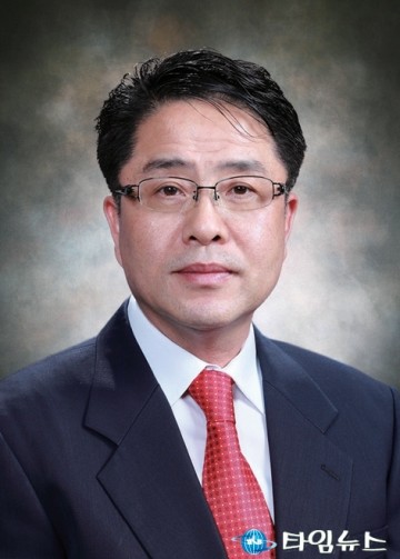 경안대학원대학교 사회복지상담학과 전임 교수로 사회복지 현장 전문가 탁호찬 교수 신규 임용