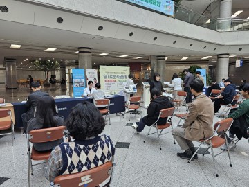 건협 대전, 정부대전청사서 ‘건강한 직장 만들기’ 캠페인 진행