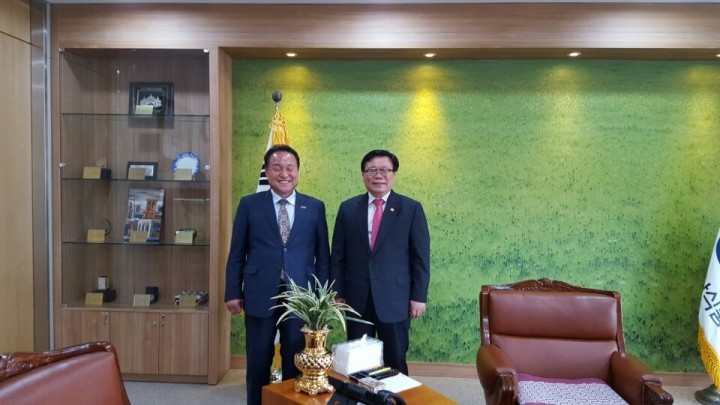  김영만 군위군수, 지역 현안 해결 위해 중앙부처 광폭행보