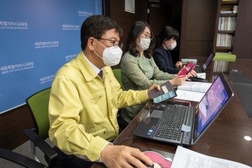 세종시교육청, 소외계층 학생에 장학금 조기 지급