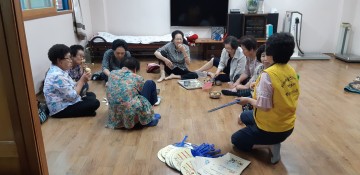 군위군 보건소 ‘우리마을건강파트너’폭염대비 홍보활동 펼쳐