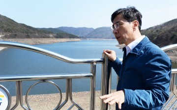 안희정 지사, 보령댐 찾아 가뭄 대응 상황 점검
