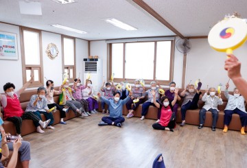 성주군, 경로당, 100세 시대를 준비한다