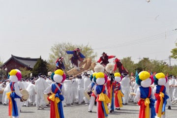 ‘제37회 고싸움놀이 축제’ , 전통문화와 현대 문화의 만남