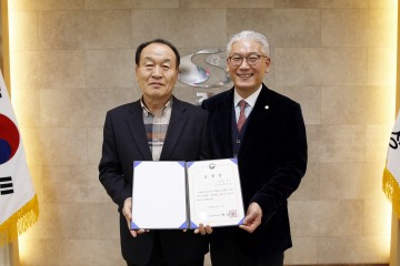  강석도 상주시 옴부즈맨, 국민권익의 날 국민권익위원장 표창 수상