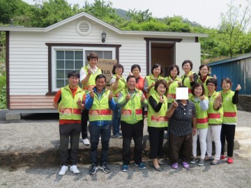 성주군, 나눔봉사단과 희망복지지원단의 가전제품 전달