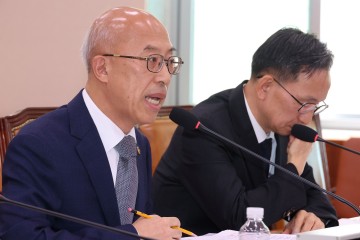 국힘, '과방위 축의금 논란' 최민희에 "피감기관 갈취…고발"