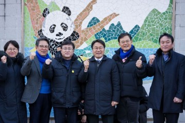 김성환 기후부 장관, 우치동물원 방문…판다 입식 점검 
