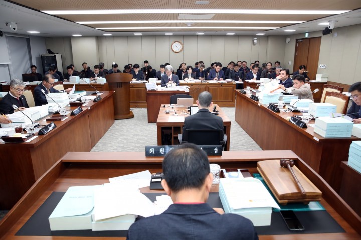 충남도의회 농수산해양위원회, 2024년 본예산 14건 31억 5000여만 원 삭감