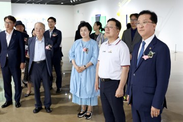 조원휘 대전시의회 의장, 이동훈 화백 예술혼 잇는 신생 작가 활동 기대