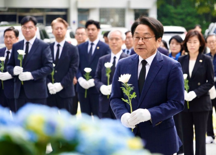 강기정 광주시장 “4·19정신으로 5·18 헌법전문수록 완성" 