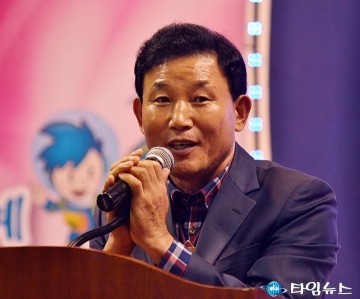 축사하는 박용갑 중구청장