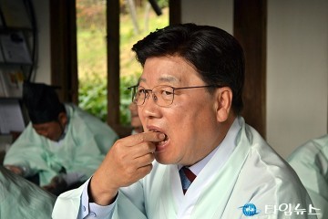 권선택 대전시장, 다식은 이렇게 만들어야 제 맛!