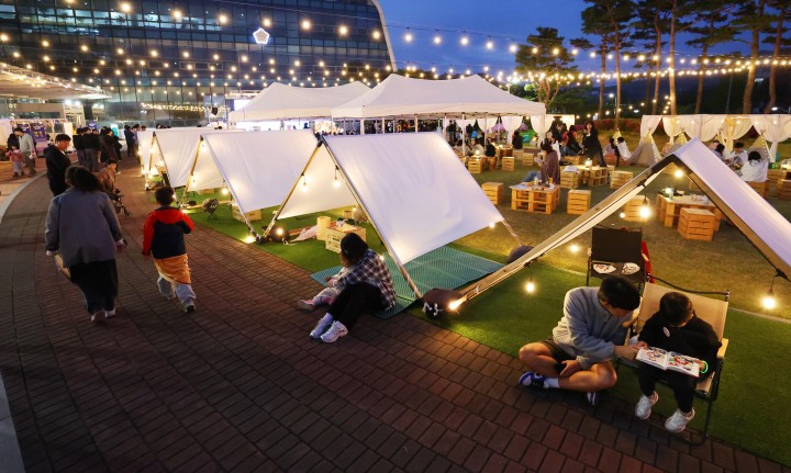 대전 동구, 달빛 야외도서관 성료…가족 방문객 호응