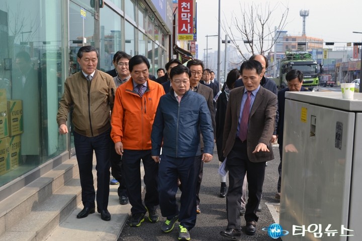 권선택 대전시장·박수범 대덕구청장, BRT개통 현장 도보 점검