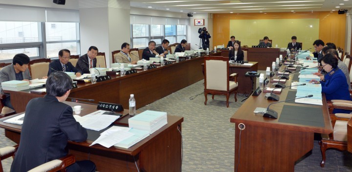 충남도의회, 도 환황해 포럼 ‘뜬구름 잡는 행정’ 일갈