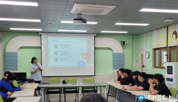 증평군, 중학생 대상 ‘벼 화분 만들기·텃밭 교육’ 실시…농업 가치 체험