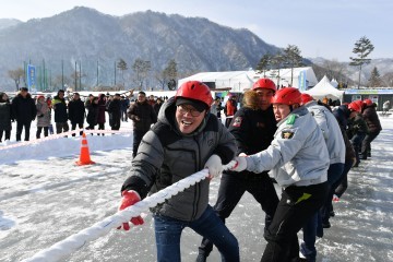 정선 고드름축제 성황