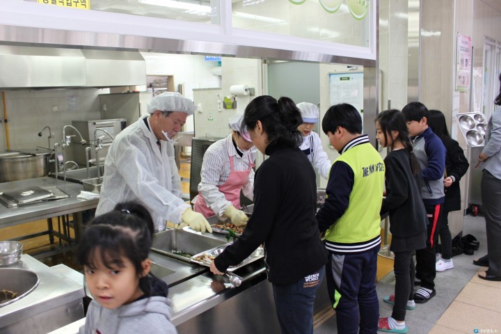 2015년도 학교급식청렴도 ‘ 경북도내2위! 예천교육지원청!!