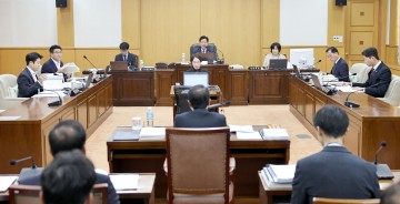 대전시의회 행정자치위원회, 제274회 제2차 정례회 제4차 회의 개회