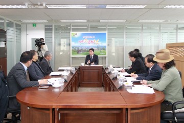 이재관 대전시장 권한대행, 제7대 명예시장과 대화의 시간 가져