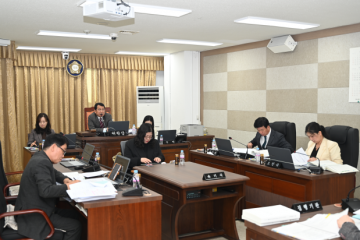 대전 중구의회 행정자치위, 온마을축제 운영 개선·보조금 관리·복합쉼터 조성 등 현안 논의