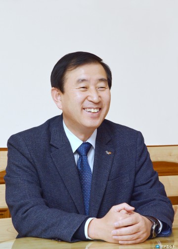 조길형 충주시장, “부족한 것 긍정적 마인드와 열정 으로 극복”