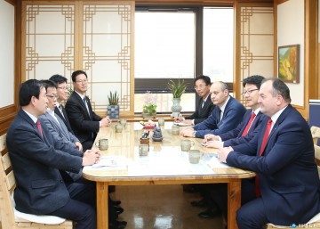 충주사과 재배기술 몰도바에 전수
