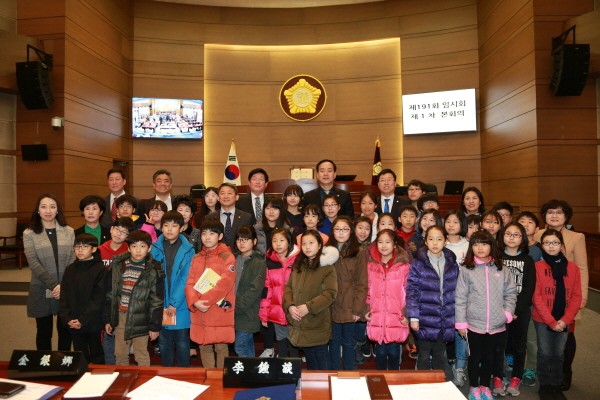천안시의회 제191회 임시회 개회 '조례안 심사'