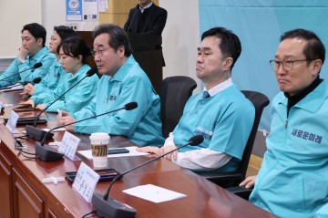 제3지대 등판 70여곳 다자구도…박빙 격전 예상 
