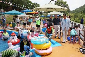 계룡시, 두계천 생태공원내 물놀이장 인기